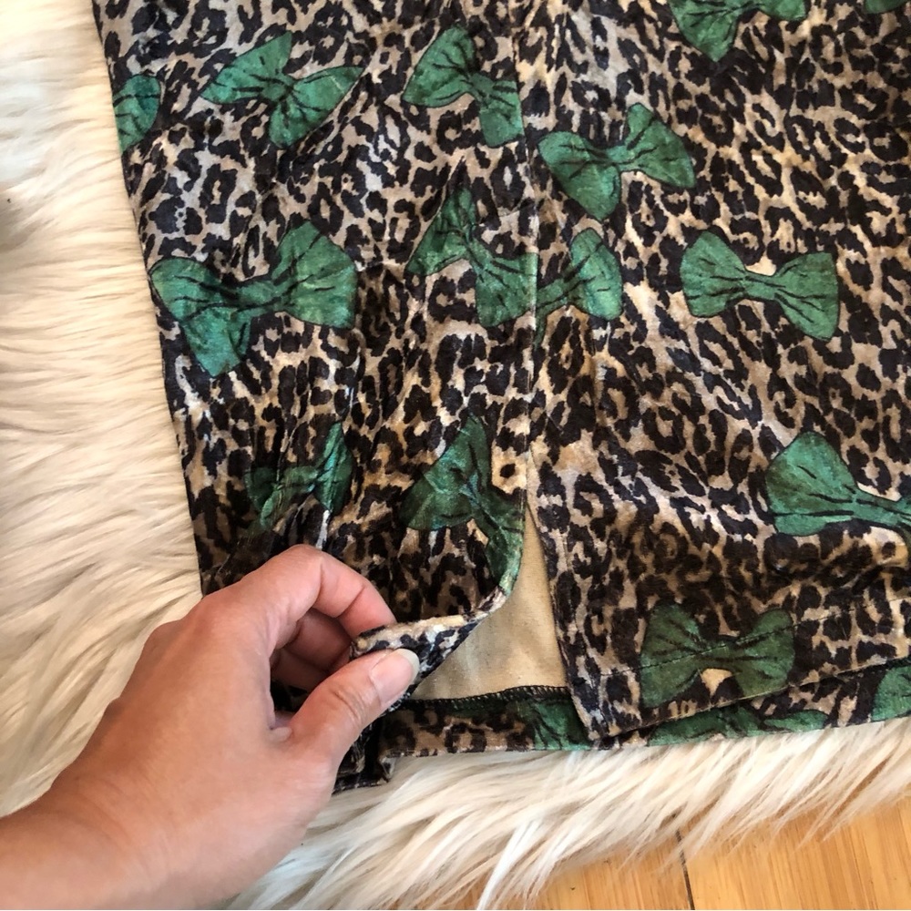 Tatyana Leopard Print Emerald Bow Velvet Bodycon Stretch Midi Dress size XS - Picture 7 of 11